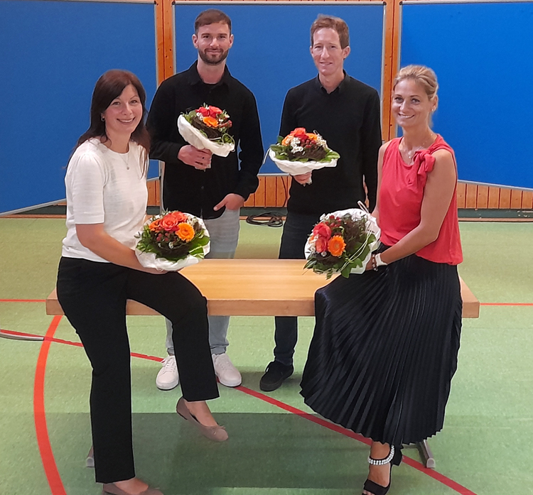 Sie führten die vier Klassen zum Abschluss: Corinna Thiel, Taylan Boya, Dominik Ege und Agnes Mutter Klassenleitungen